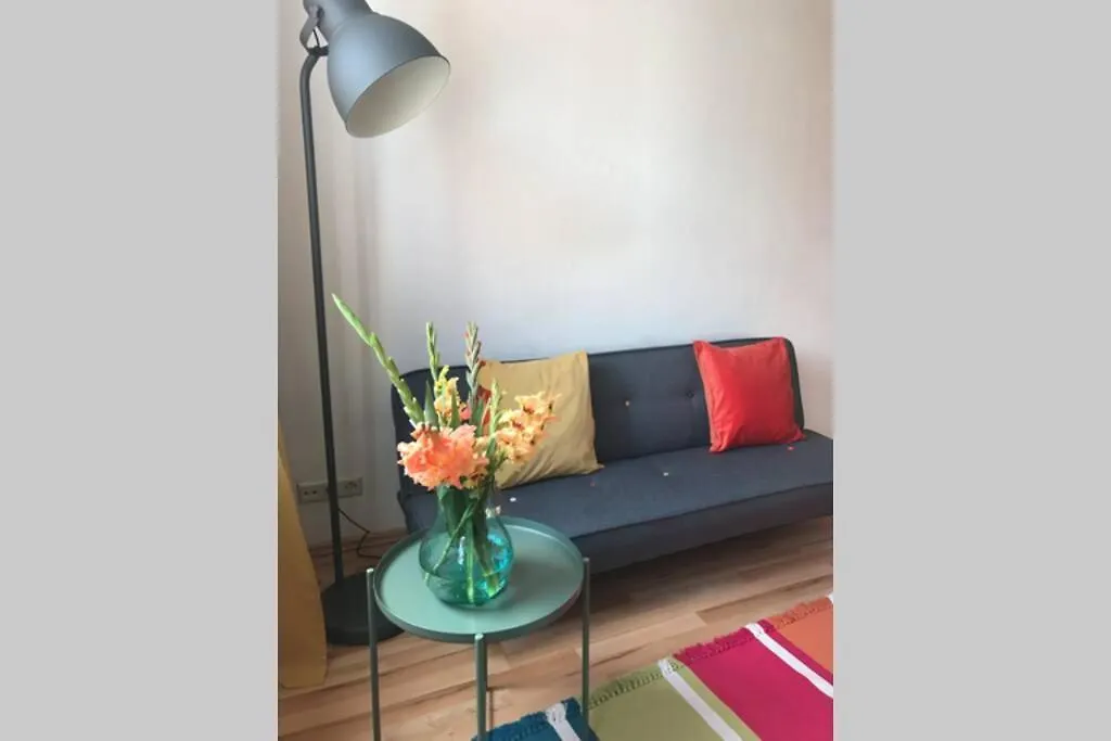 Sonnige 2-Zimmerwohnung Mit Veranda Stuttgart Germany