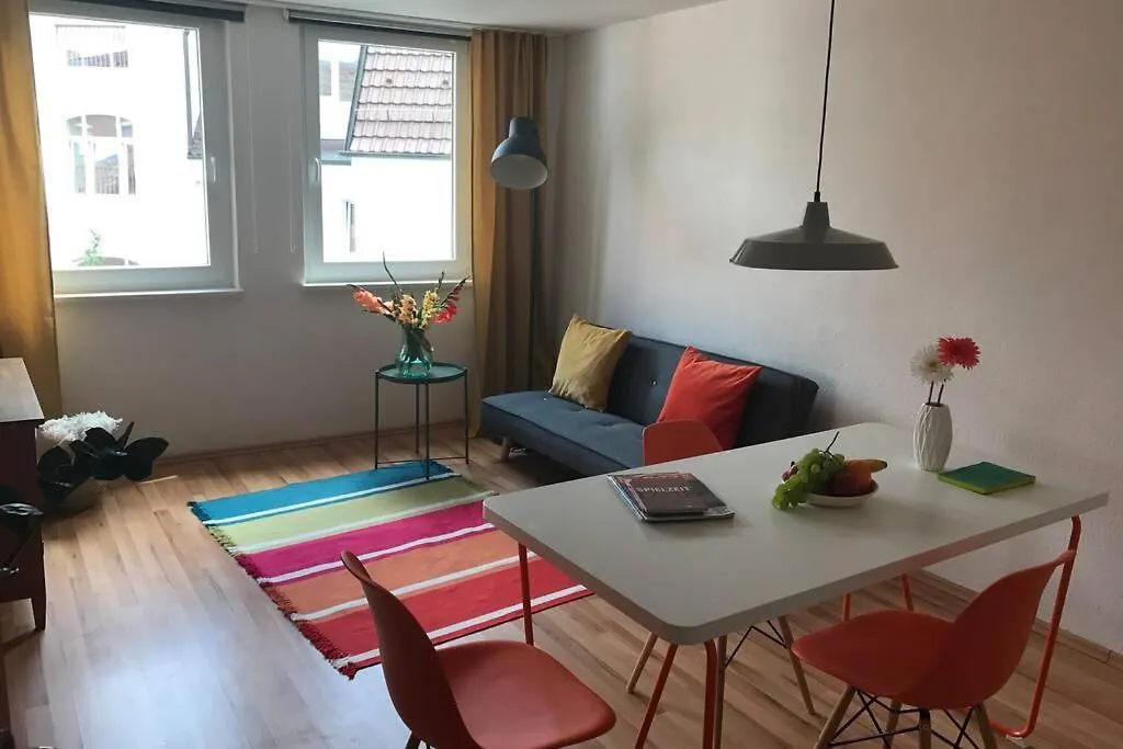 Sonnige 2-Zimmerwohnung Mit Veranda Stuttgart
